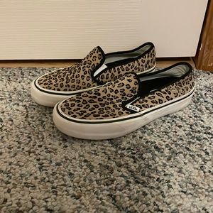 Slip on Vans Cheetah Print